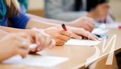 Дві чернігівські вчительки першими пройшли сертифікацію Дві чернігівські вчительки першими пройшли сертифікацію