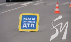 У Чернігові водій «УАЗу» на пішохідному переході збив 9-річну дитину У Чернігові водій «УАЗу» на пішохідному переході збив 9-річну дитину