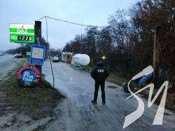 Через нелегальні заправки бюджет втратив мільярди гривень Через нелегальні заправки бюджет втратив мільярди гривень
