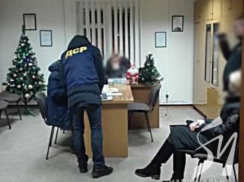На Чернігівщині погоріла на хабарництві керівниця управління ОТГ На Чернігівщині погоріла на хабарництві керівниця управління ОТГ