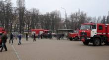 У чернігівському ЦУМі спрацювала пожежна сигналізація: на виклик прибули рятувальники У чернігівському ЦУМі спрацювала пожежна сигналізація: на виклик прибули рятувальники