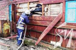 Упродовж минулої доби вогнеборці Чернігівщини врятували 64-річну жінку та ліквідували 9 пожеж Упродовж минулої доби вогнеборці Чернігівщини врятували 64-річну жінку та ліквідували 9 пожеж