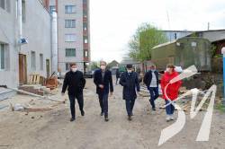 Андрій Прокопенко та Віталій Загайний ознайомилися із ходом будівельних робіт у двох медзакладах Андрій Прокопенко та Віталій Загайний ознайомилися із ходом будівельних робіт у двох медзакладах