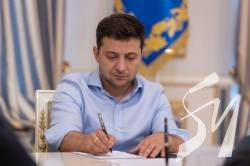 Вісім жителів Чернігівщини отримали нагороди від Президента України Вісім жителів Чернігівщини отримали нагороди від Президента України