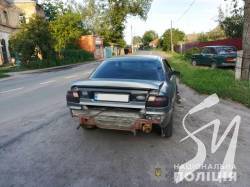 На Чернігівщині п'яний водій давав патрульним хабаря На Чернігівщині п'яний водій давав патрульним хабаря