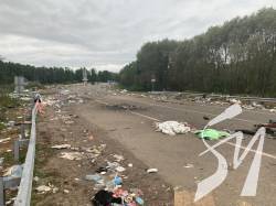 Паломники-хасиди повністю звільнили територію ПП Нові Яриловичі на кордоні з Білоруссю – Геращенко Паломники-хасиди повністю звільнили територію ПП Нові Яриловичі на кордоні з Білоруссю – Геращенко