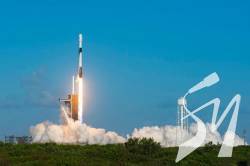 SpaceX запустила на орбіту ще 60 супутників Starlink. ВІДЕО