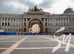 На коменданта Генконсульства України в Санкт-Петербурзі з ножем напав росіянин На коменданта Генконсульства України в Санкт-Петербурзі з ножем напав росіянин