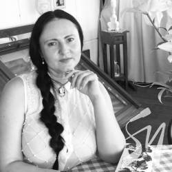 Ксенія Ровник: «Прийти на прийом до таролога – це не соромно» Ксенія Ровник: «Прийти на прийом до таролога – це не соромно»