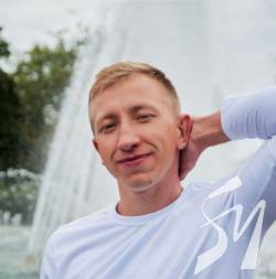 Очільника Білоруського дому в Україні знайшли повішеним Очільника Білоруського дому в Україні знайшли повішеним
