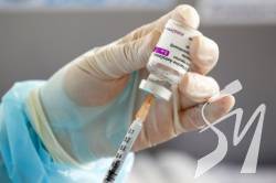 В Європи, де рівень вакцинації більше 50%, летальність від ковіду впала втричі