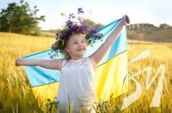 78% українців вважають своєю рідною мовою українську - опитування