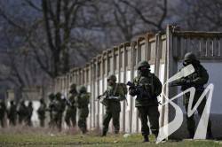 Танки, артилерія та боєприпаси: Росія звозить озброєння на Донбас