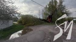292 населені пункти без світла та пошкоджені покрівлі: наслідки негоди на Чернігівщині