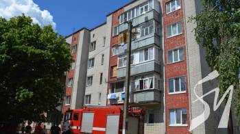 Чоловік загинув через гранату: подробиці вибуху в багатоповерхівці у Чернігові Чоловік загинув через гранату: подробиці вибуху в багатоповерхівці у Чернігові