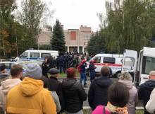 У Росії відкрили стрілянину в школі: 6 загиблих, десятки постраждалих