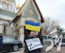 До Болгарії приїхав митрополит РПЦ Антоній. Місцеві зустріли протестами, він назвав їх ненормальними До Болгарії приїхав митрополит РПЦ Антоній. Місцеві зустріли протестами, він назвав їх ненормальними