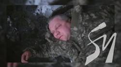 Депутата з Прилук, який спав п’яний просто неба у формі ЗСУ, оштрафували