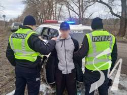 На Чернігівщині затримали молодика, який під час сварки побив молотком матір та брата