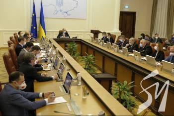 Кабмін звільнив керівний склад Митниці та Податкової Кабмін звільнив керівний склад Митниці та Податкової