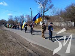 На Чернігівщині провели в останню путь молодшого сержанта Ростислава Турчина На Чернігівщині провели в останню путь молодшого сержанта Ростислава Турчина