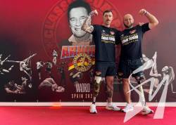 Ветерани з Чернігова встановили світовий рекорд зі стронгмену у складі збірної України