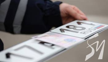 Латвія заборонила їздити на російських номерах – конфісковані авто передаватимуть Україні Латвія заборонила їздити на російських номерах – конфісковані авто передаватимуть Україні