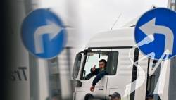 Пропуск вантажівок з України у Словаччину частково поновлений, – прикордонники Пропуск вантажівок з України у Словаччину частково поновлений, – прикордонники