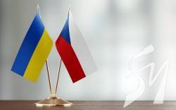 Чехія платитиме українцям, які повертаються додому Чехія платитиме українцям, які повертаються додому