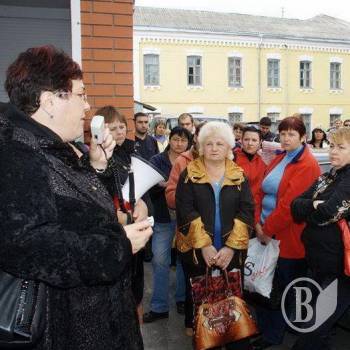 ����� ����� ������ ������� �� 100 ���. ���.