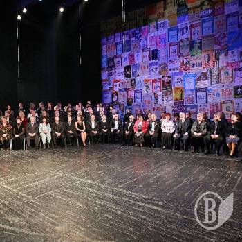 ������������ ����� �������� ��� 85-����� �����. ������������