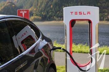 � ������ ��������� ������� ������� Tesla Supercharger 