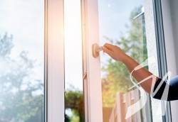 ������������������ ����: ������������ � �����������