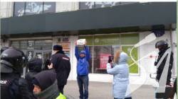 ������ �������� �� ����� ����� ���� � �������, ������ - ����