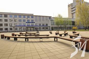 ���������� �� � ������������ ����� ��������� � 1 ������