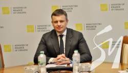 ������ ������� ������� ���������� $10 ������� ������������ � ��������