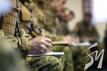 � �����-���������� �� ������������������ ����� �������� 10 ���� �������� �� ���: �����