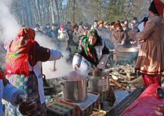 ��� ���-���!